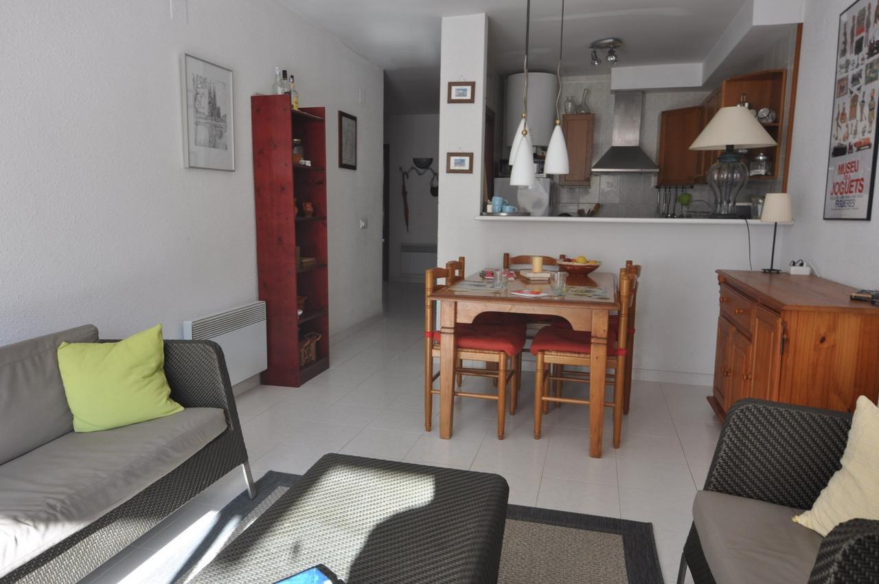 Rnet - Figueres Apartment Roses Exterior photo